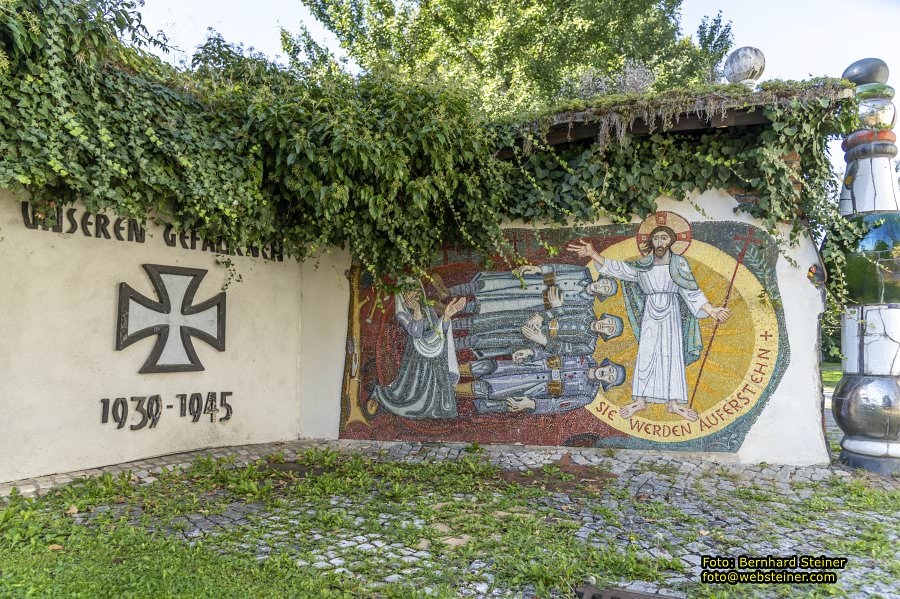 Hundertwasserkirche B�rnbach, Pfarrkirche hl. Barbara, September 2023