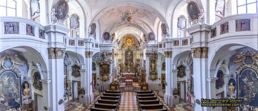 Stift D�rnstein an der Wachaubahn, Juni 2023