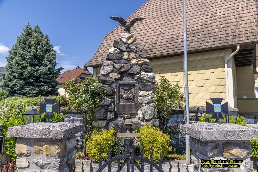 Emmersdorf an der Donau, Wachaubahn, Juni 2023