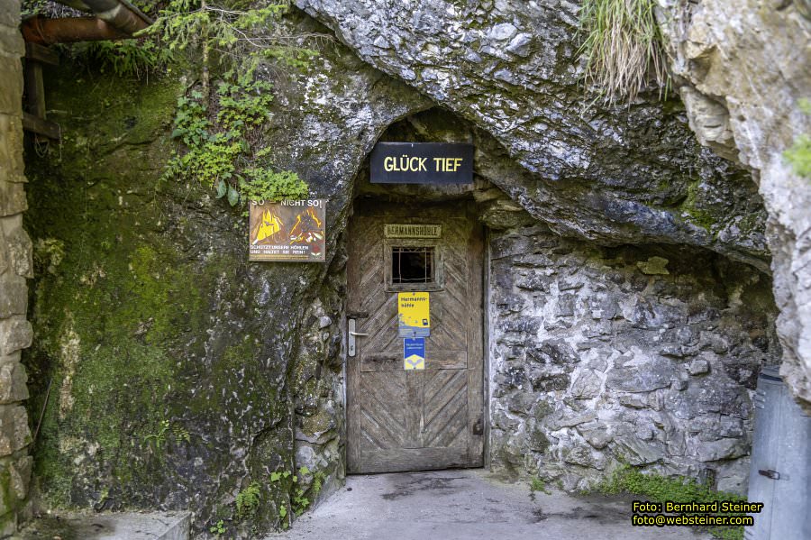 Hermannsh�hle, Kirchberg am Wechsel, August 2023