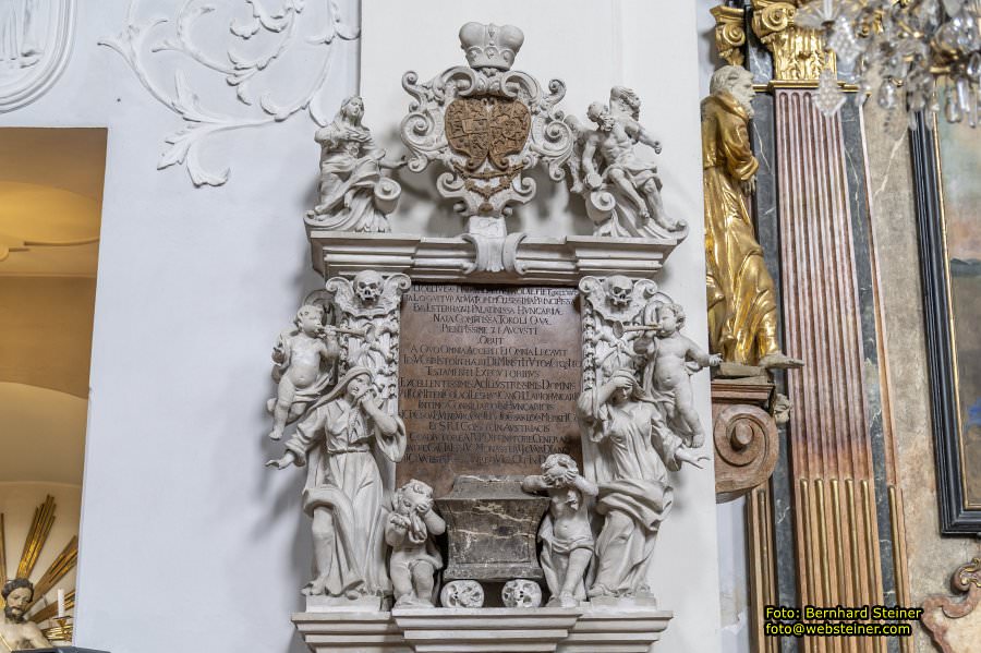 Wallfahrtskirche Maria Lanzendorf mit Kalvarienberg, April 2026