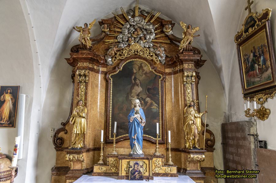 Pfarrkirche und Schloss Traismauer, August 2023