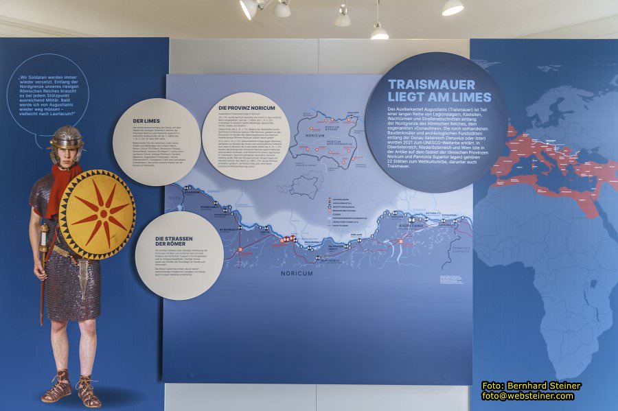 Pfarrkirche und Schloss Traismauer, August 2023