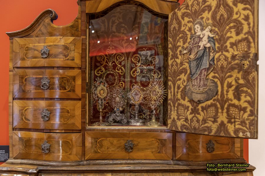 5-Elemente-Museum im Schloss Rothschild, Mai 2023