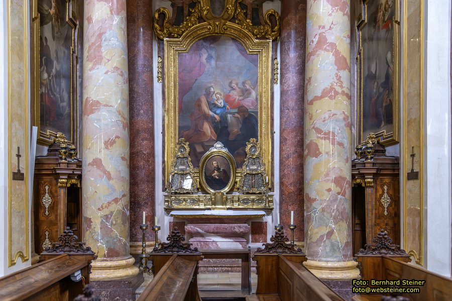Jesuitenkirche / Universit�tskirche in Wien, April 2026